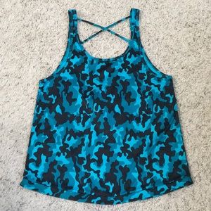 Splits59 Devon tank (mimicry print)- small